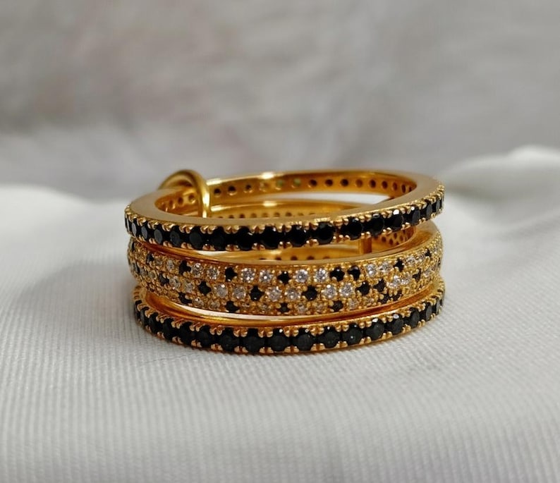 Black and white Diamond Interlocking Ring, Stacking Connected Band 4