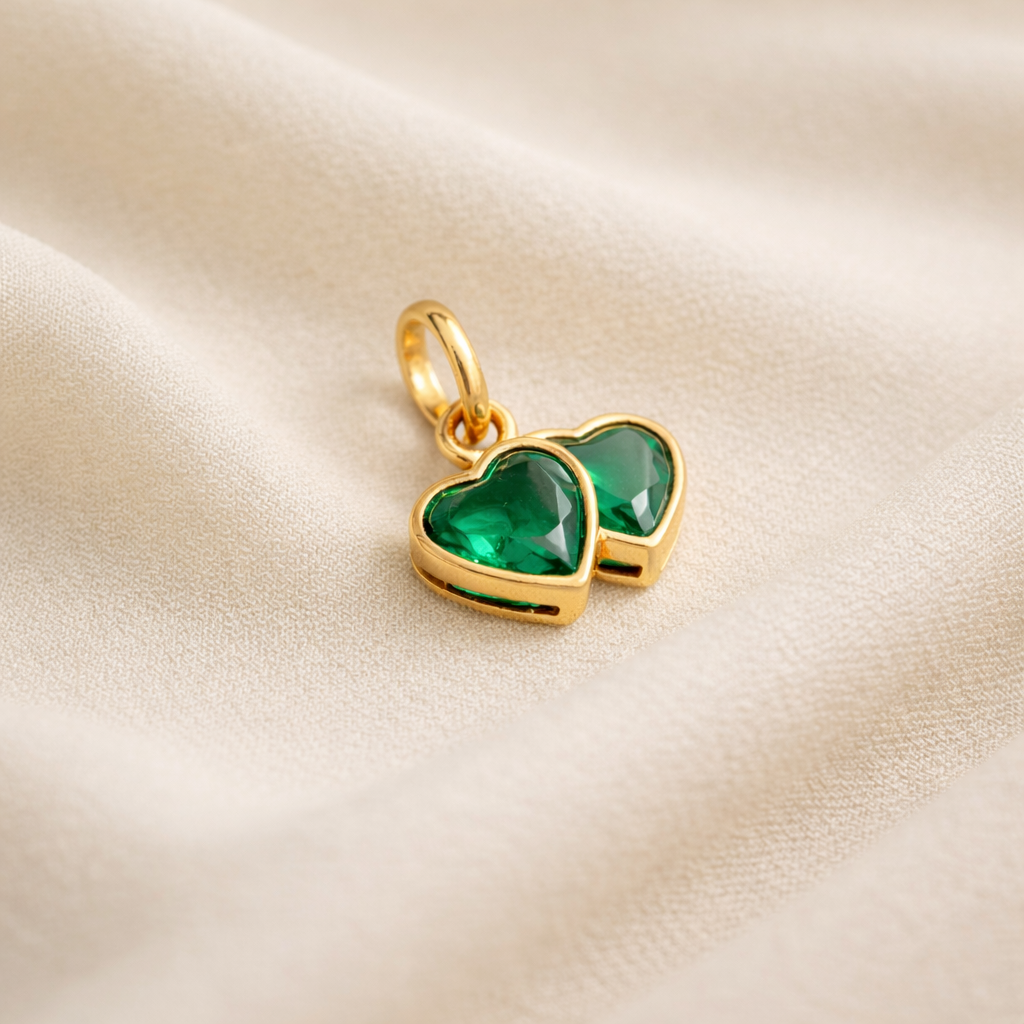 Emerald_Double_Heart_Pendant_Necklace_925_Sterling_Silver_Love_Charm_ devika