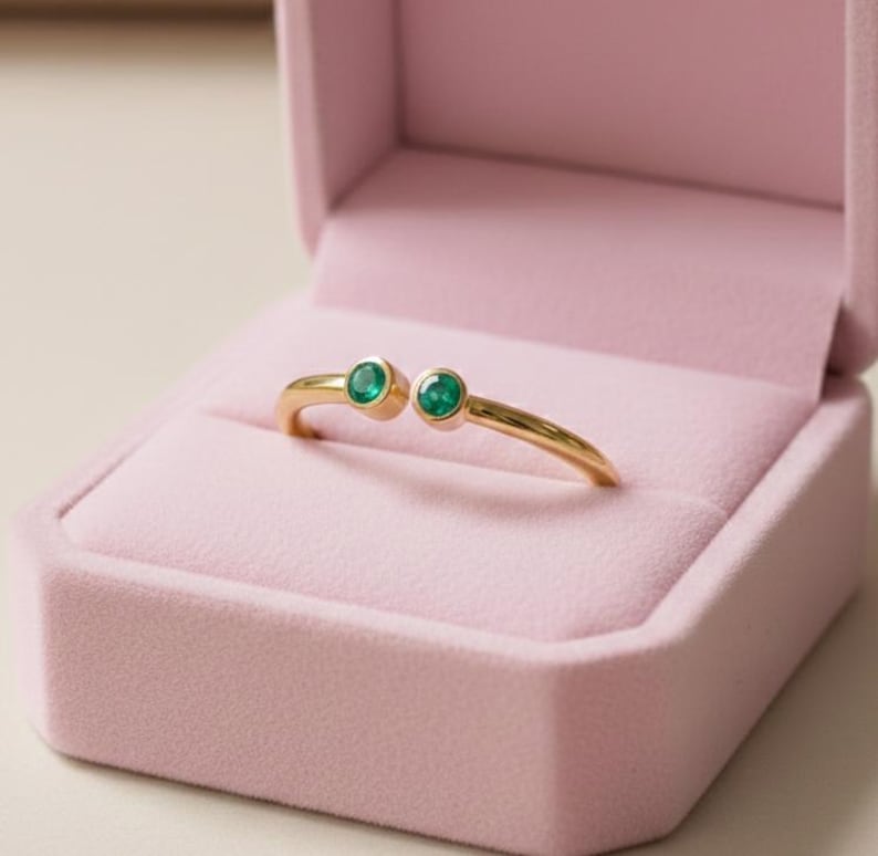 Emerald Toi et Moi Ring 925 Sterling silver stackable band 2