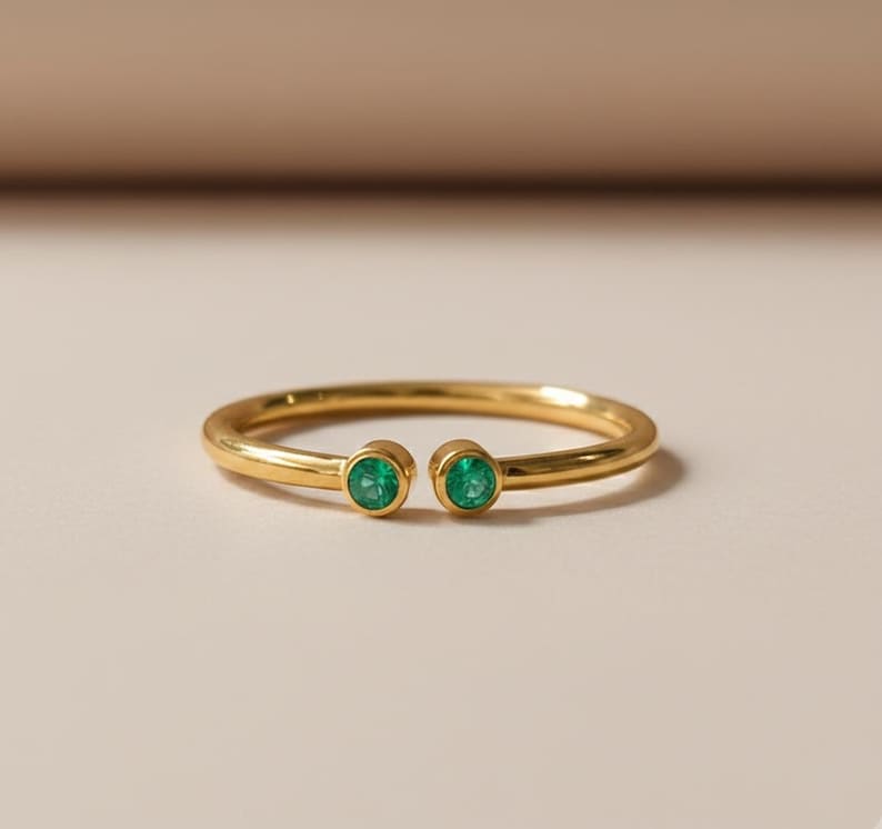 Emerald Toi et Moi Ring 925 Sterling silver stackable band 3