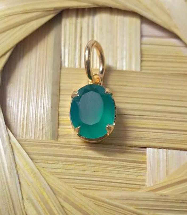 Oval Emerald Solitaire Wedding Pendant, 14k Gold Charm Vintage Jewelry DEVKA GEMS JERWELS