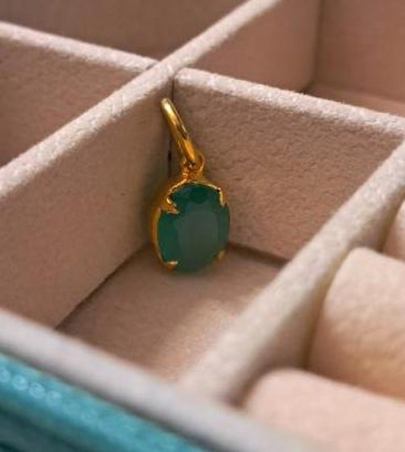 Oval Emerald Solitaire Wedding Pendant, 14k Gold Charm Vintage Jewelry devika gems
