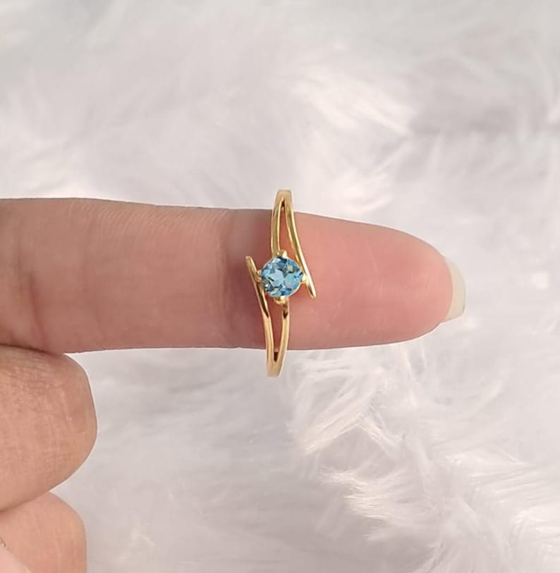 Solitaire Aquamarine Stackable Ring 925 Sterling Silver Round Gemstone Wedding Band 3