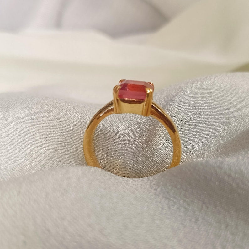 Solid 14K Gold Padparadscha Sapphire Stacking Ring – Anniversary Birthstone Statement Jewelry
