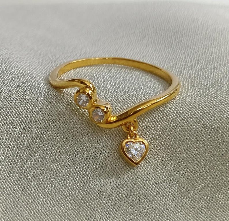Heart Diamond Drop Tassel Ring in 14K Gold – Dangling Valentine’s Day Statement Jewelry