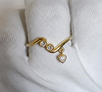 Heart Diamond Drop Tassel Ring in 14K Gold – Dangling Valentine’s Day Statement Jewelry