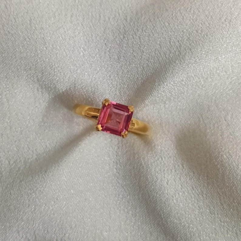 Solid 14K Gold Padparadscha Sapphire Stacking Ring – Anniversary Birthstone Statement Jewelry