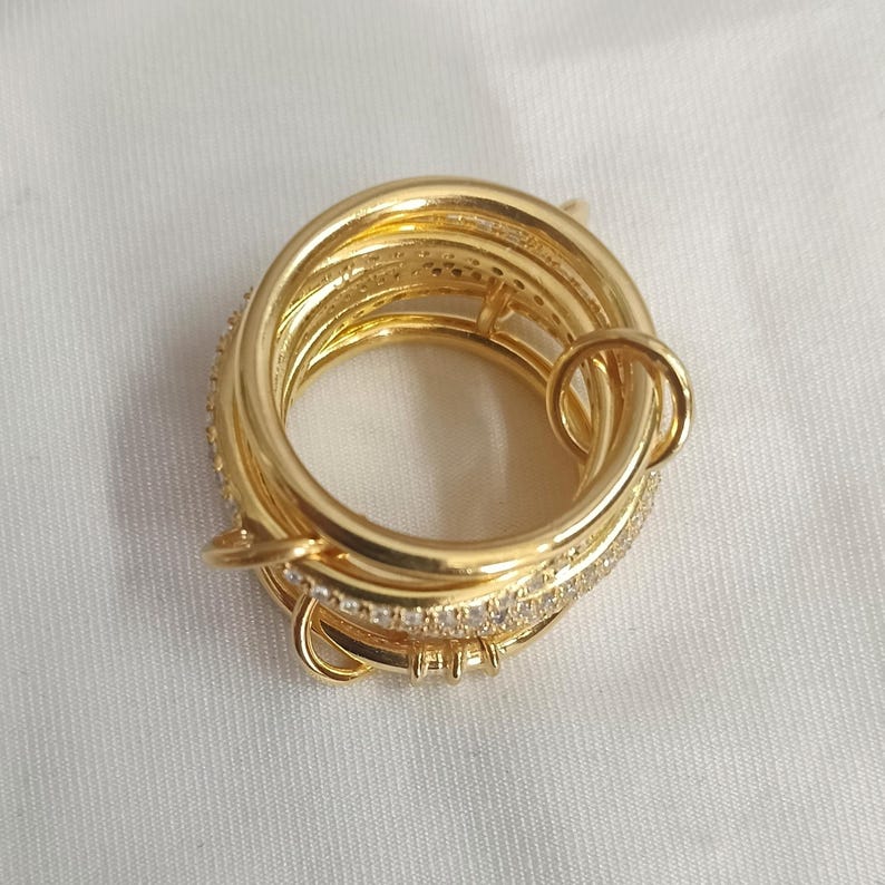 Gold Plated Chunky Ring – Five Interlocking Diamond Linked Statement Jewelry