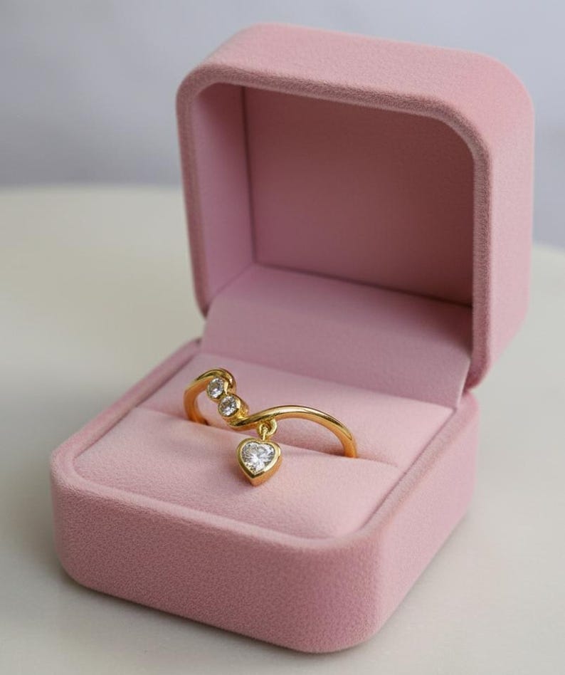 Heart Diamond Drop Tassel Ring in 14K Gold – Dangling Valentine’s Day Statement Jewelry